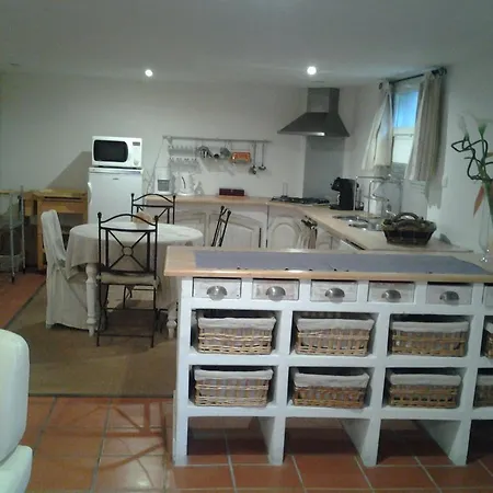 Maison d'hôtes Les D'hôtes De La Ferrage La Tour-dʼAigues